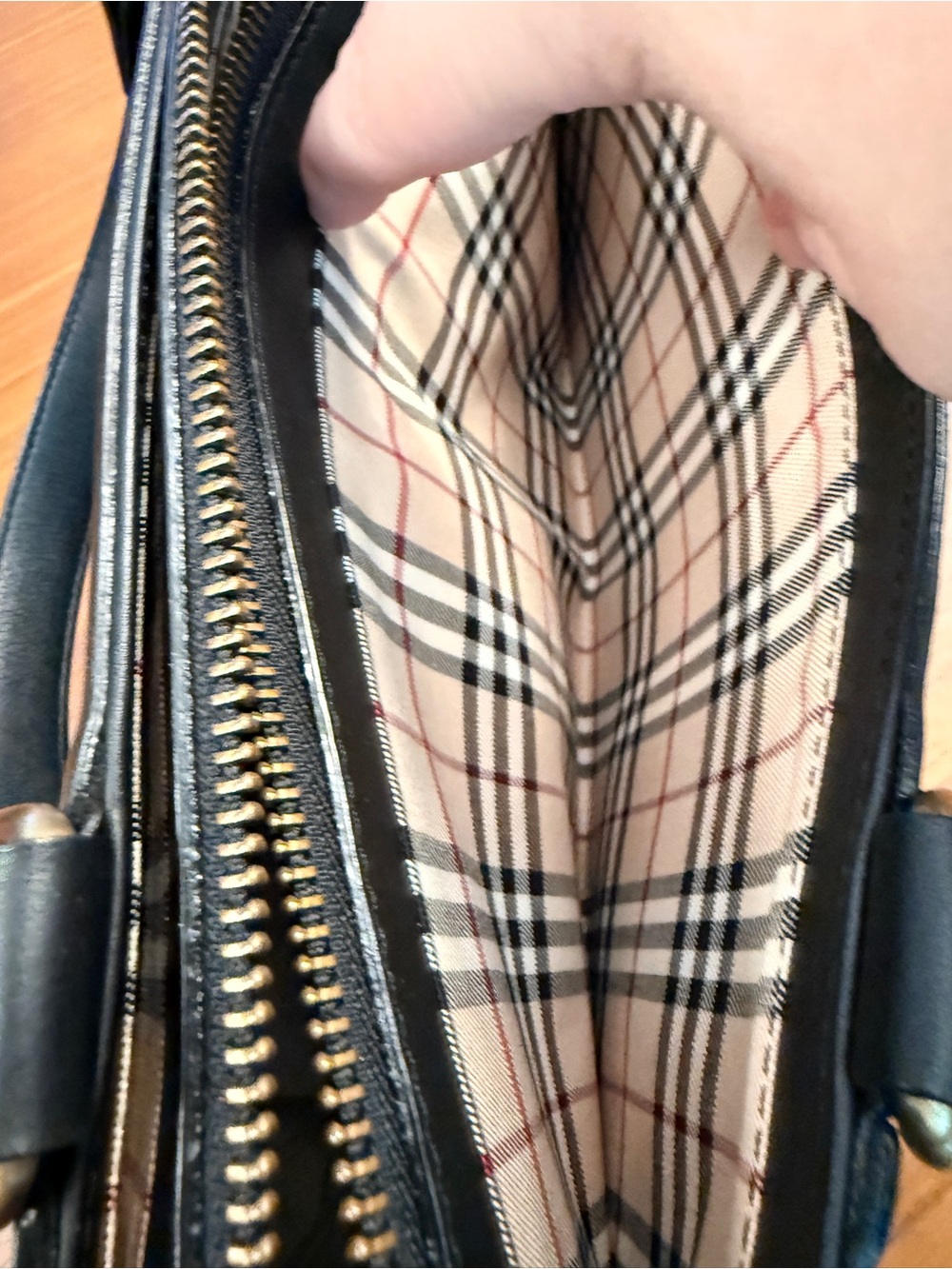 Burberry Black Leather Nova Check Tote Bag - Picture 11 of 13